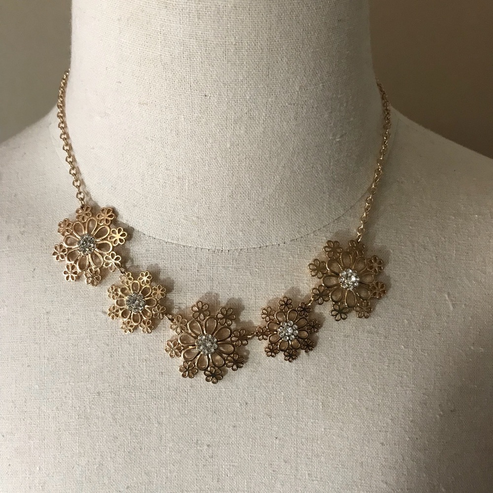 Gold Necklace 🎄